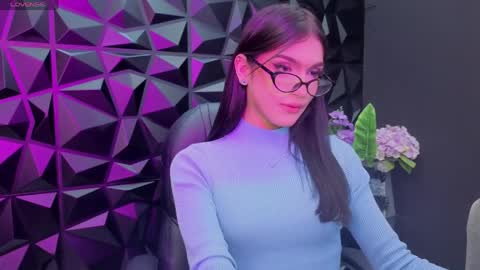 Maddy  online show from April 20, 3:46 pm