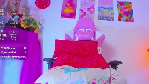 Madeline  online show from March 21, 6:26 am