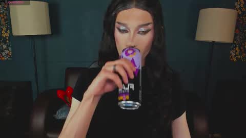 madisonesprit online show from March 25, 10:20 am