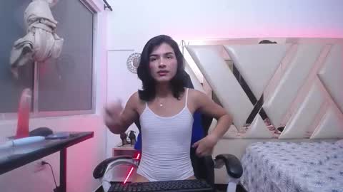 madisson_jones18 online show from March 26, 12:09 pm