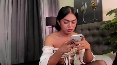 madonnajhonson online show from December 3, 1:04 pm