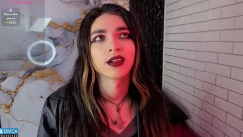 maevekuro online show from April 22, 3:24 am