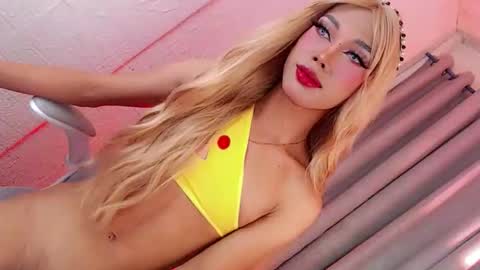 Mocah online show from March 2, 2:24 pm