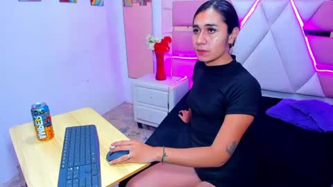 mahiara hot online show from July 7, 1:48 pm