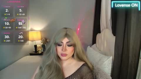 majestydannaxx online show from January 10, 4:18 am