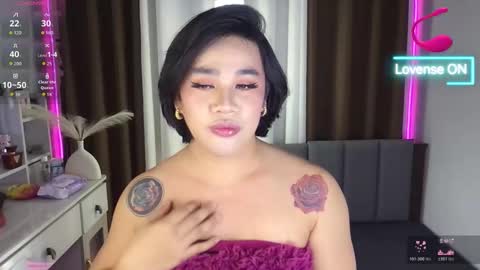 malia online show from January 17, 12:46 pm