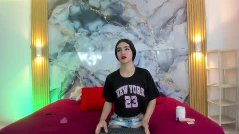 mariana_16_ online show from February 4, 7:51 pm