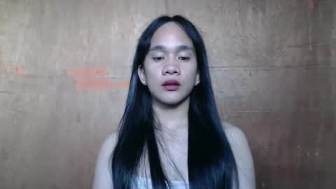 Snapshot of marie_lopez chatting on December 23, 8:55 am yourdreamgirl MARIE online show from December 23, 8:55 am