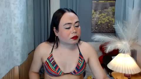 LEAH online show from February 6, 7:47 am