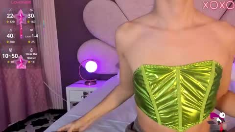 Maxi Rogers online show from January 10, 11:49 am