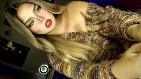Melissa online show from July 18, 1:45 am