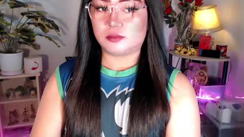 Snapshot of michellechannelxxx chatting on October 20, 12:19 pm Michelle online show from October 20, 12:19 pm