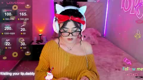   online show from March 26, 5:00 am