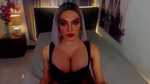 KATE online show from October 5, 8:04 am