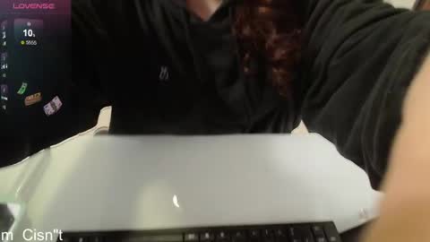 Miley online show from February 5, 1:22 pm