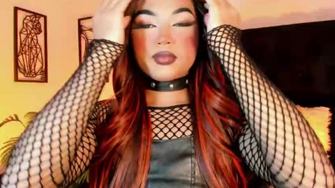 miss_zz online show from November 5, 10:09 pm