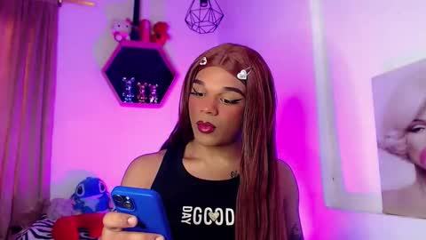 Fer online show from April 8, 9:05 pm