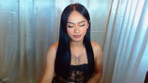 SweetViolet online show from June 2, 4:08 pm