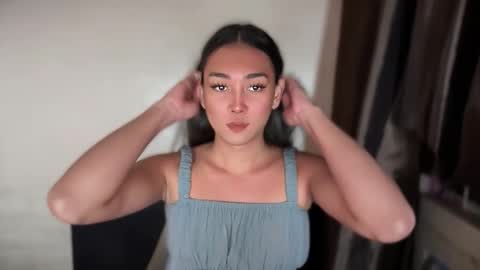 Snapshot of ms_kiana chatting on October 19, 5:27 pm CALL ME KIANA online show from October 19, 5:27 pm