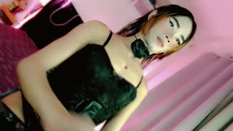 mscherry_ online show from February 15, 6:06 pm