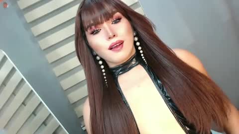 SUPPORT GODDESS TRISHA  AND DONT FORGET TO FOLLOW ME online show from December 29, 6:35 am