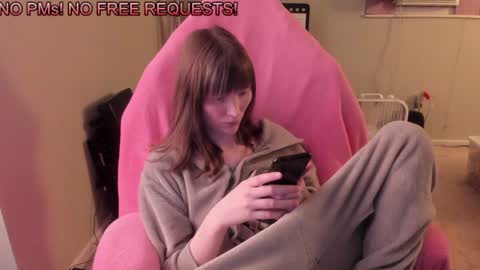 Snapshot of nacmar chatting on January 24, 9:28 am Natalie Marlo online show from January 24, 9:28 am
