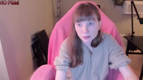 Snapshot of nacmar chatting on October 3, 6:46 am Natalie Marlo online show from October 3, 6:46 am