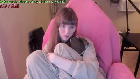 Snapshot of nacmar chatting on October 10, 9:54 am Natalie Marlo online show from October 10, 9:54 am