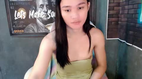 nadiestar online show from May 23, 1:12 am
