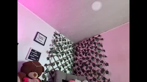 naomi_kobayashi online show from December 21, 8:25 pm