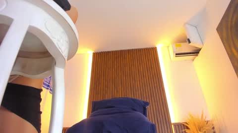 Snapshot of natali_sexbig chatting on February 2, 4:59 am natali online show from February 2, 4:59 am