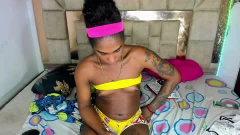 nathalysexi online show from April 19, 12:44 am