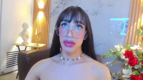 Nayla  online show from November 3, 2:49 pm