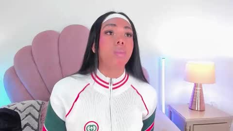 NICOLE online show from December 15, 12:54 pm