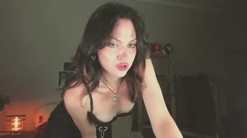Veronica online show from July 15, 7:30 pm