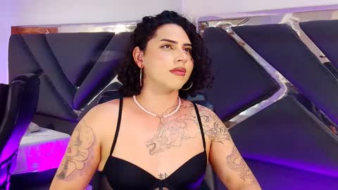 noahmonroe_11 online show from October 1, 11:27 pm