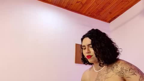 noahmonroe_11 online show from October 14, 9:15 pm