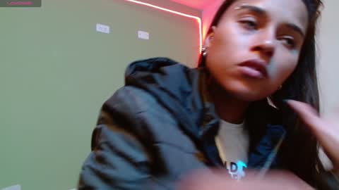 Noha Thomson online show from January 28, 8:15 pm