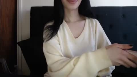 Olivia online show from November 23, 4:42 pm