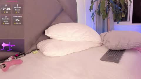 Lua  bohareal  online show from January 14, 5:05 am