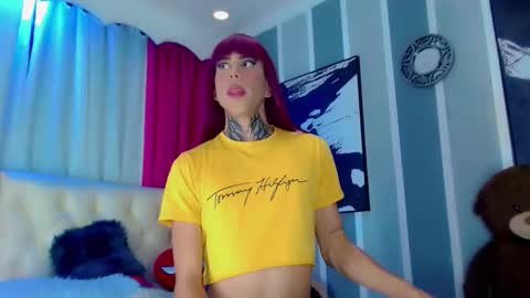 oliviahot01 online show from February 20, 2:18 am