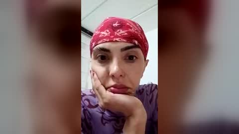 oliviazalabaria online show from July 23, 8:12 am