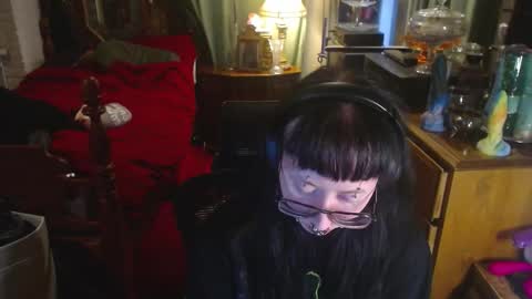 orookun online show from November 30, 7:49 pm