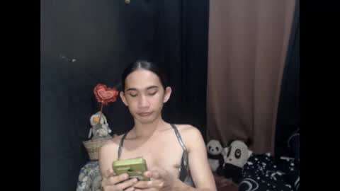 petitebigcock_69 online show from February 3, 2:53 am