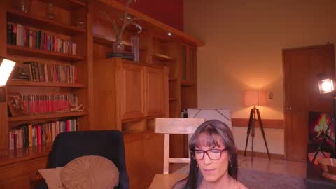 Nayrobi online show from February 18, 4:37 pm