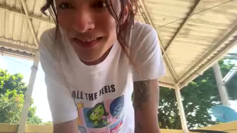 Nora online show from April 21, 2:35 pm