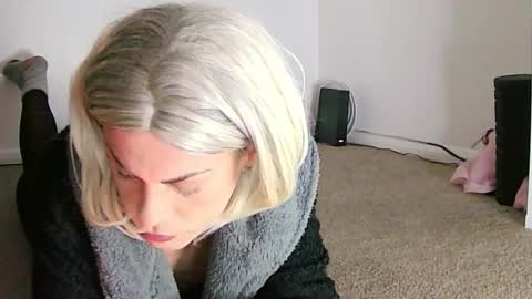 Snapshot of princesscaseygrey chatting on October 9, 5:58 pm KCGREY online show from October 9, 5:58 pm