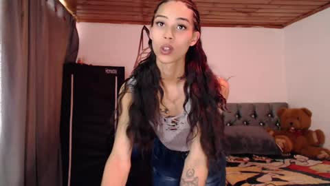 Cris online show from October 9, 6:42 pm