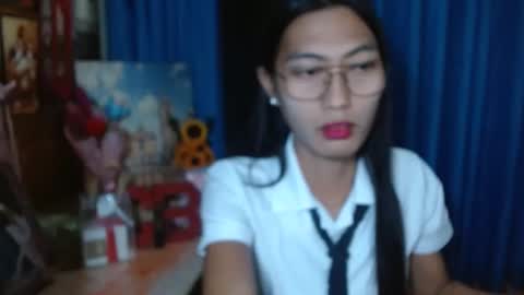 queensteffi online show from December 8, 6:28 pm