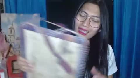 queensteffi online show from December 14, 3:58 pm